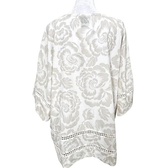 Ann Taylor Factory Flowy Lightweight Airy V-Neck Relaxed Blouse Top. XL. NEW. - Picture 2 of 7